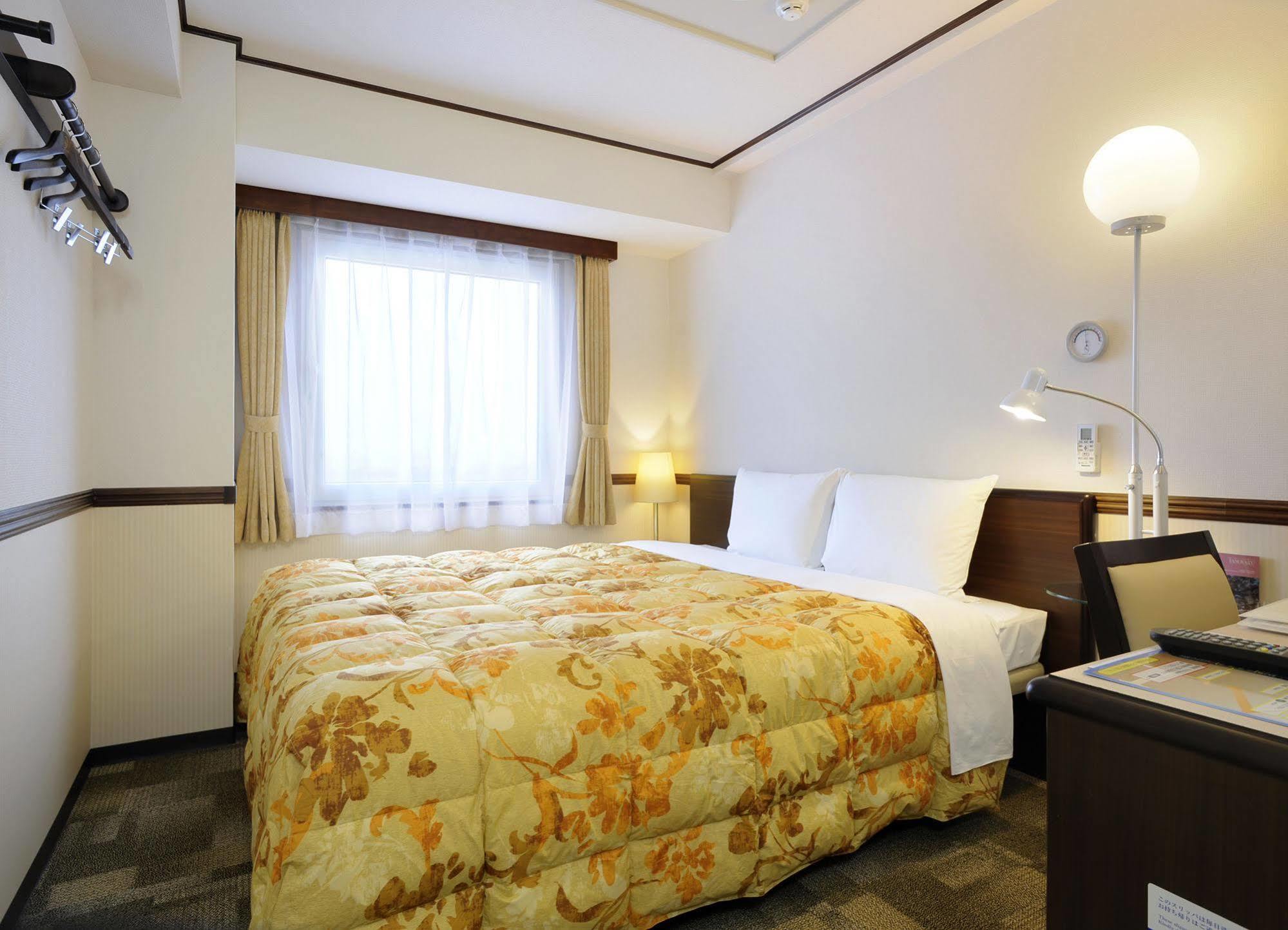 Toyoko Inn Shizuoka Fujieda Eki Kita Guchi Esterno foto